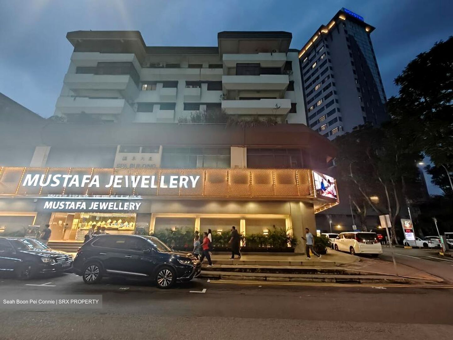 City Square Residences (D8), Retail #450994741